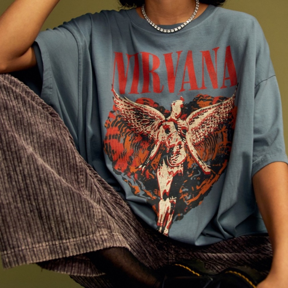 Daydreamer Nirvana Trippy Heart OS Tee